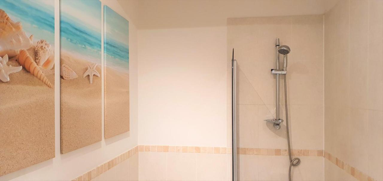 Central Apartments - Spacious 2 Beds Swindon Zewnętrze zdjęcie