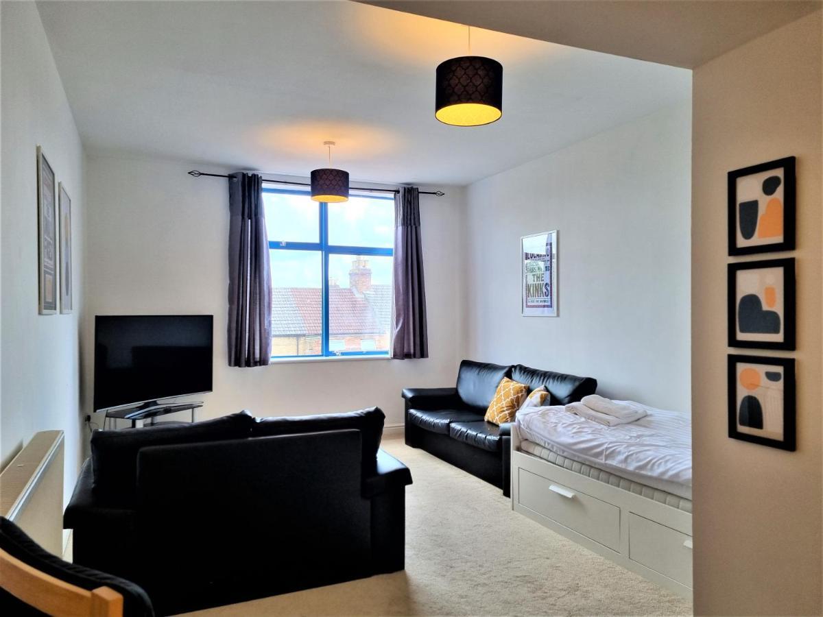 Central Apartments - Spacious 2 Beds Swindon Zewnętrze zdjęcie